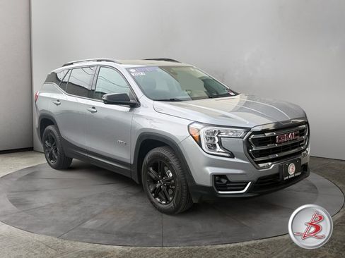 Used 2023 GMC Terrain AT4 AWD/4WD image 1