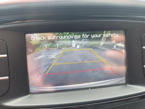 Used 2017 Kia Sorento FWD image 17