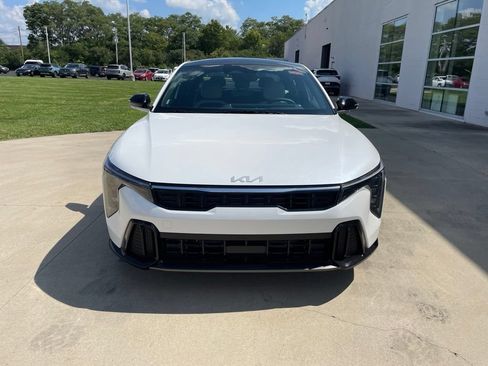 New 2026 Kia K4 GT-Line FWD image 3