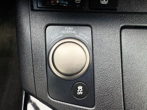 Used 2013 Lexus ES 350 w/ Luxury Pkg image 17