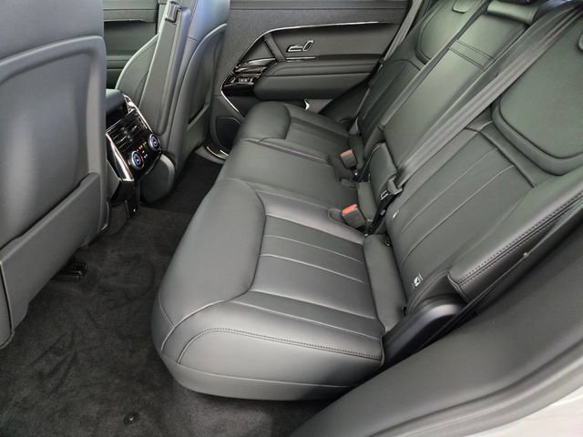 New 2026 Land Rover Range Rover Sport Dynamic SE AWD/4WD image 5