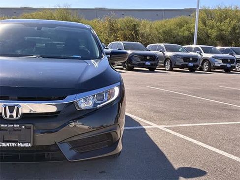 Used 2018 Honda Civic EX image 11