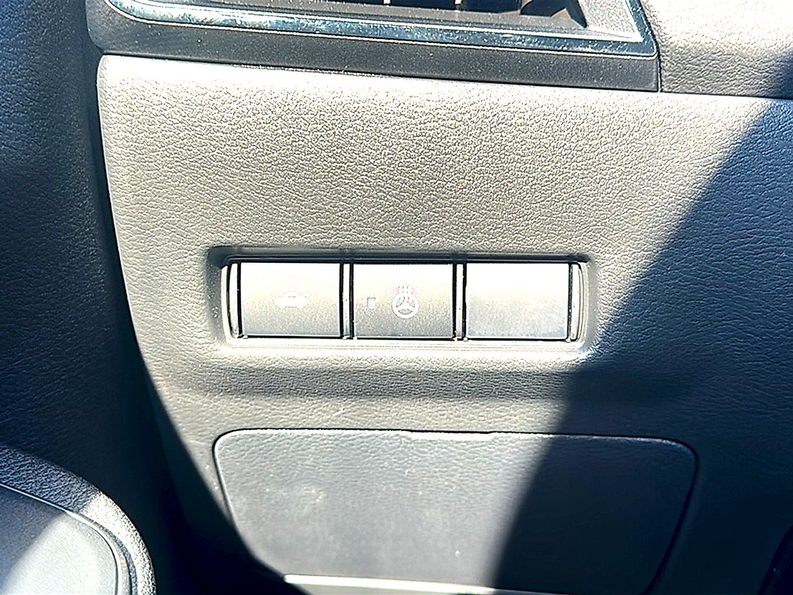 New 2027 Nissan Sentra SV w/ SV Convenience Package FWD image 25