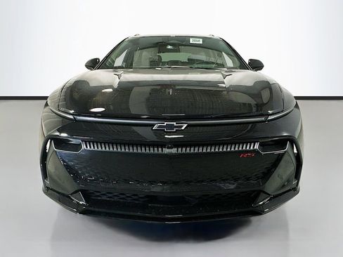 New 2025 Chevrolet Equinox EV RS image 4