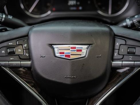Used 2023 Cadillac XT6 Premium Luxury AWD/4WD image 35