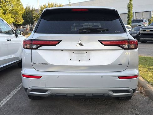 Used 2024 Mitsubishi Outlander SE Black Edition AWD/4WD image 5