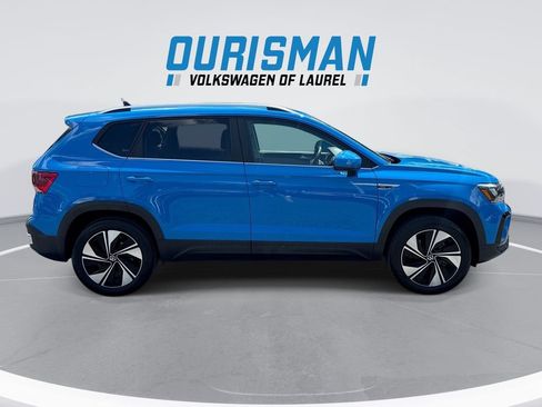 Used 2023 Volkswagen Taos SE AWD/4WD image 9