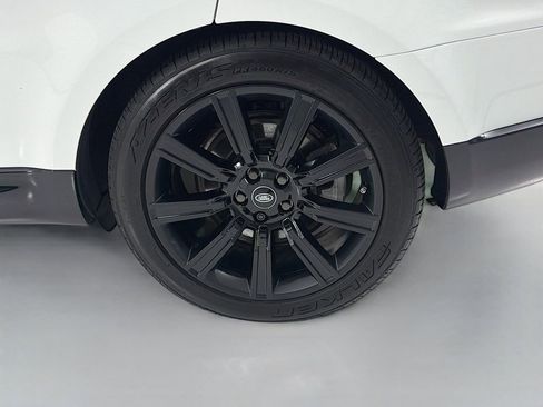 Used 2022 Land Rover Range Rover Sport HSE Silver Edition image 33