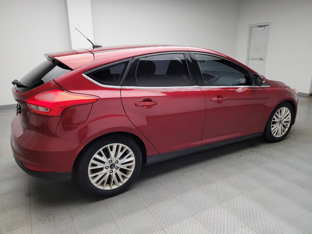 Used 2016 Ford Focus Titanium FWD image 10