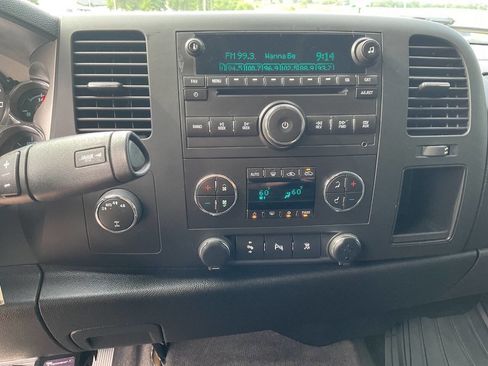 Used 2011 GMC Sierra 1500 SLE w/ Power Tech Package AWD/4WD image 14