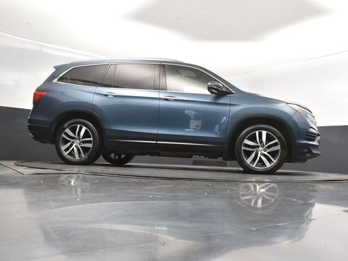 Used 2018 Honda Pilot Touring image 46