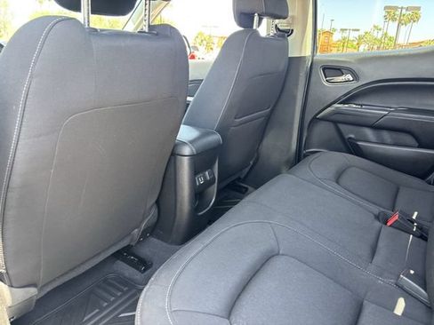 Used 2020 GMC Canyon SLE w/ Elevation Edition RWD image 17