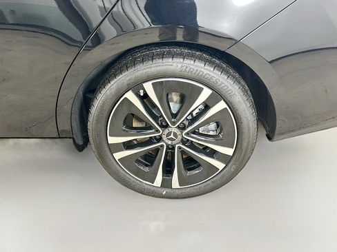 Certified 2025 Mercedes-Benz CLA 250 4MATIC image 39