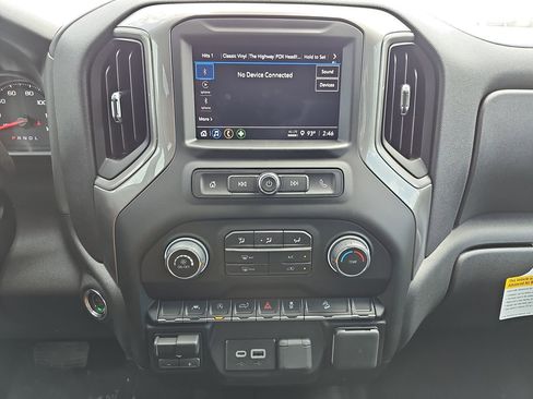 New 2026 Chevrolet Silverado 1500 Custom Trail Boss w/ LPO, Dark Essentials Package AWD/4WD image 18