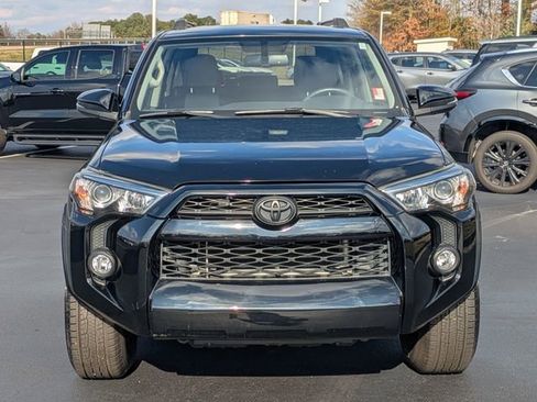 Used 2018 Toyota 4Runner SR5 Premium image 9