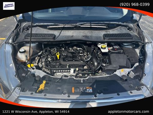 Used 2019 Ford Escape SEL AWD/4WD image 38