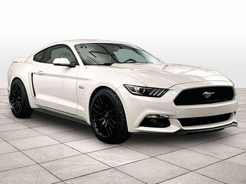 Used 2017 Ford Mustang GT Premium RWD image 2