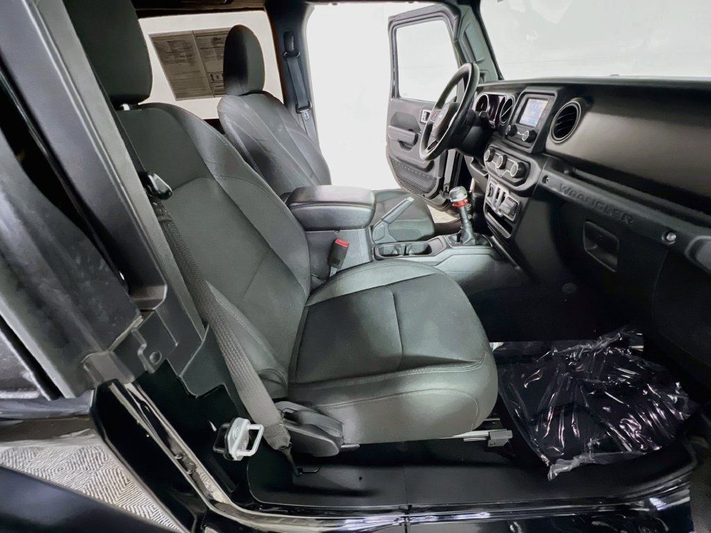 Used 2018 Jeep Wrangler Sport AWD/4WD image 27