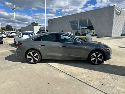 New 2025 Audi A5 2.0T Prestige image 4