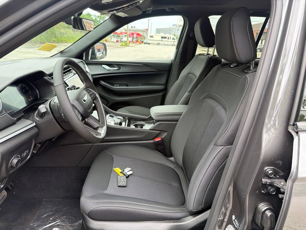 New 2026 Jeep Grand Cherokee Laredo X AWD/4WD image 18