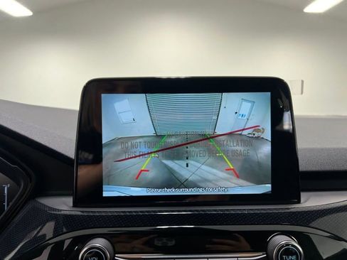 Used 2024 Ford Escape ST-Line w/ Equipment Group 301A image 33