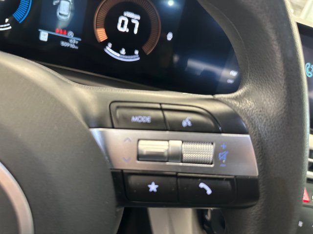 Used 2025 Hyundai Tucson SEL FWD image 25