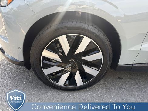 Used 2025 Volvo EX90 Ultra image 12