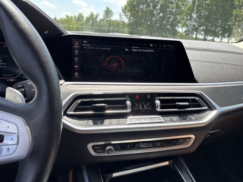 Used 2022 BMW X7 xDrive40i w/ Executive Package AWD/4WD image 18