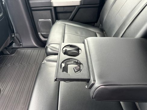 Used 2019 Ford F150 Lariat w/ Equipment Group 502A Luxury AWD/4WD image 29