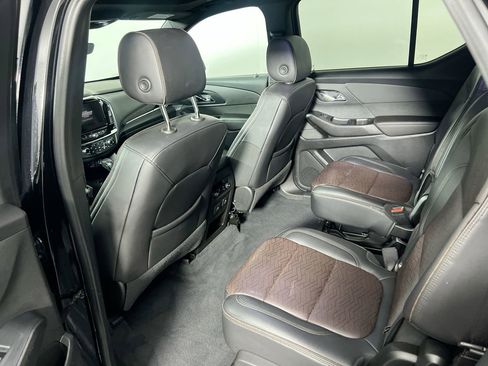 Used 2022 Chevrolet Traverse High Country image 29