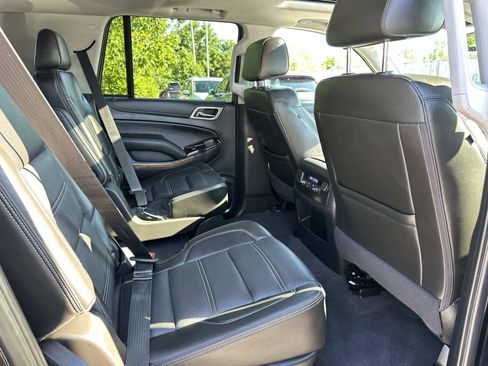Used 2020 GMC Yukon Denali w/ Denali Premium Package AWD/4WD image 35