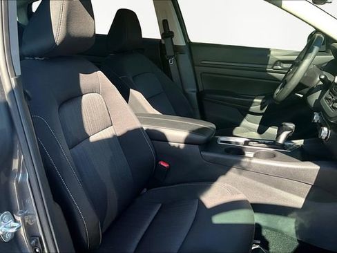 Used 2025 Nissan Altima 2.5 S image 20