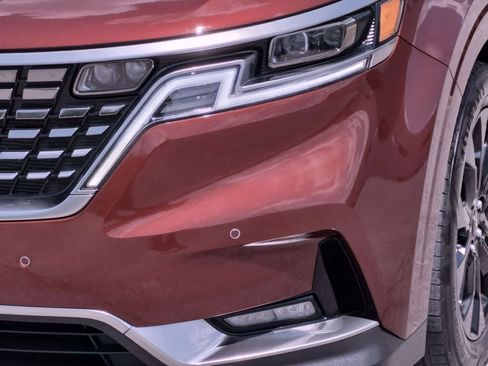 Used 2024 Kia Carnival SX Prestige FWD image 11