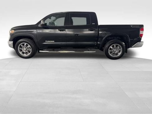 Used 2018 Toyota Tundra SR5 w/ SR5 Upgrade Package image 5