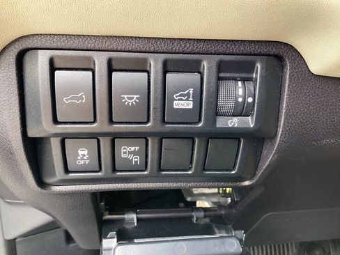 Used 2020 Subaru Ascent Limited w/ Technology Package AWD/4WD image 24