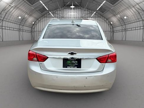Used 2015 Chevrolet Impala LT w/ Convenience Package image 7