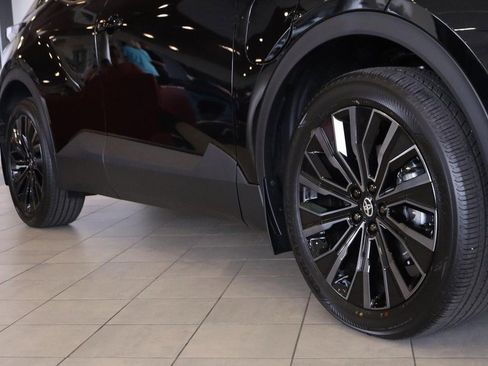 New 2026 Toyota C-HR AWD/4WD image 3