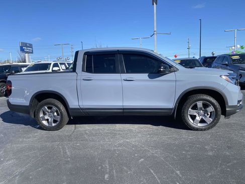 Used 2025 Honda Ridgeline TrailSport image 8