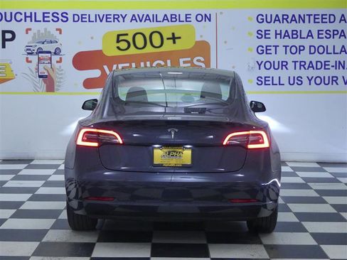 Used 2023 Tesla Model 3 Standard Range image 5