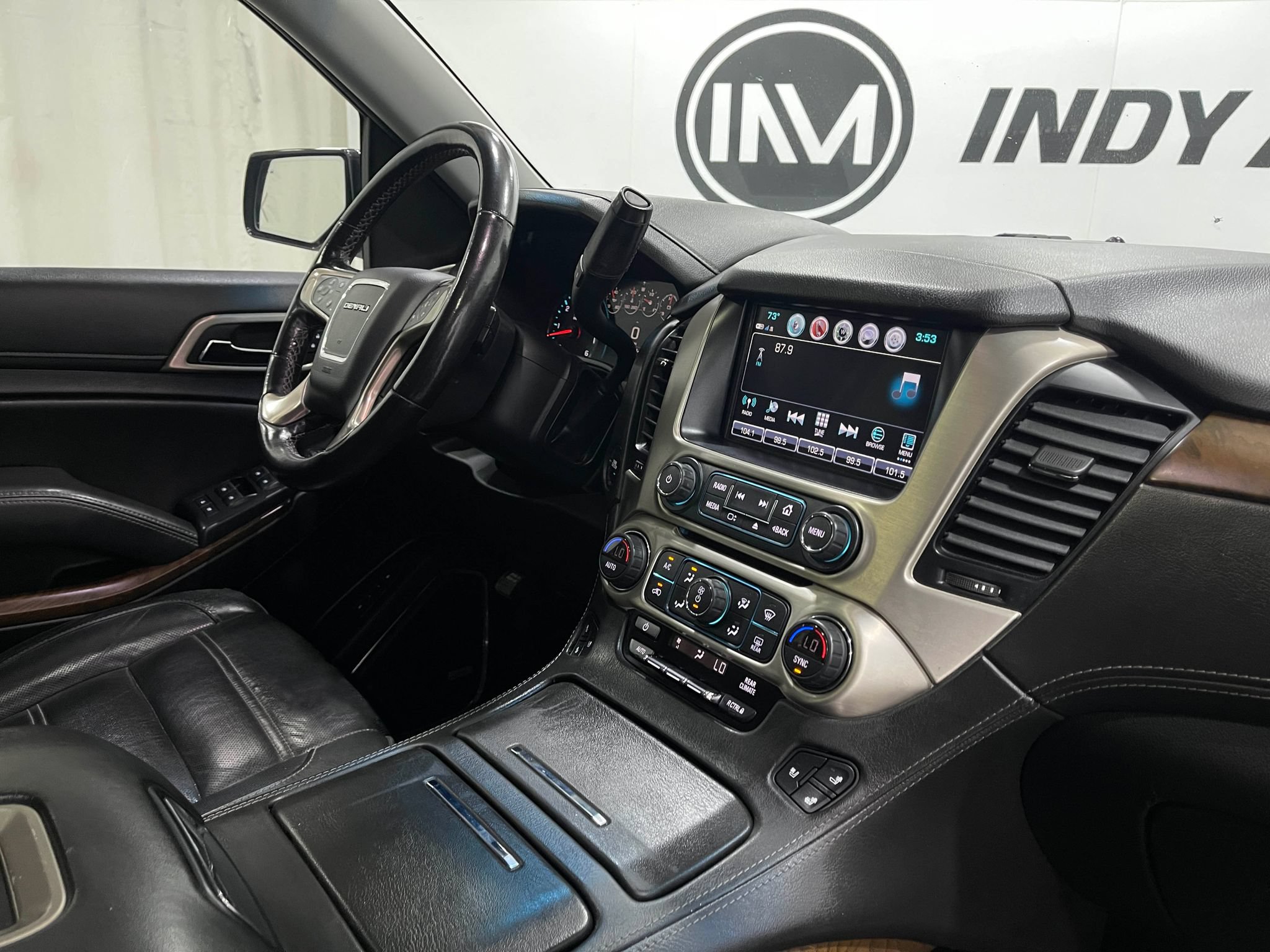 Used 2019 GMC Yukon XL Denali w/ Denali Ultimate Package AWD/4WD image 21