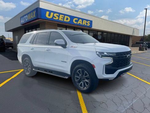 Used 2023 Chevrolet Tahoe Z71 w/ Luxury Package AWD/4WD image 4