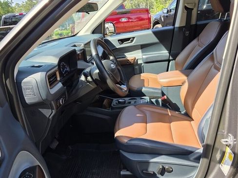 Used 2024 Ford Maverick Lariat w/ FX4 Off-Road Package AWD/4WD image 6