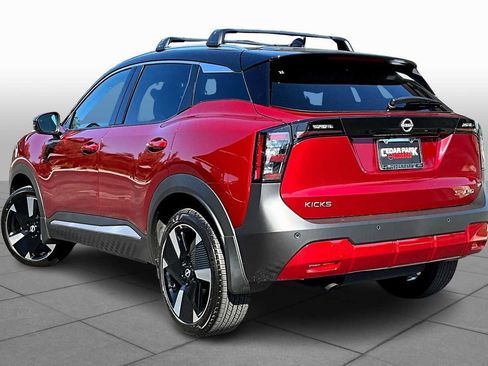 New 2026 Nissan Kicks SR w/ Cold Weather Package image 12