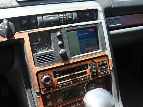 Used 1999 Land Rover Range Rover HSE AWD/4WD image 17