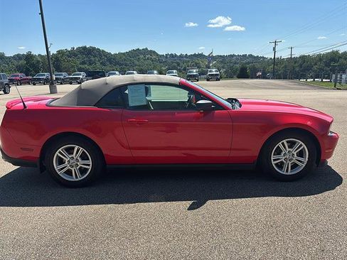 Used 2011 Ford Mustang Convertible w/ 101A Rapid Spec Order Code RWD image 5