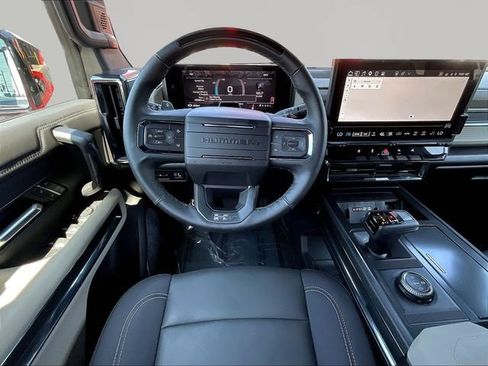 Used 2026 GMC Hummer EV SUV w/ LPO, Dark Essentials Package AWD/4WD image 10