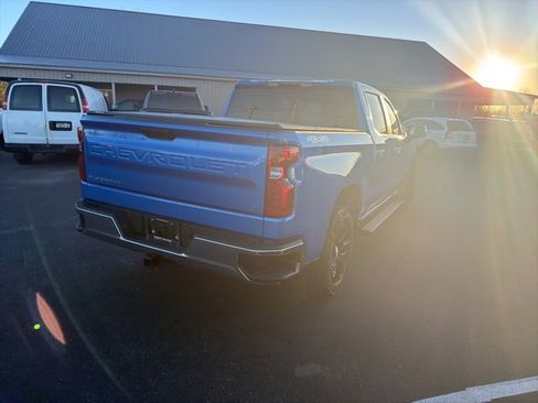 Used 2025 Chevrolet Silverado 1500 LT image 8