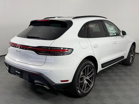 Certified 2026 Porsche Macan AWD/4WD image 7