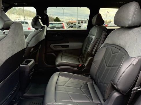New 2027 Kia Telluride SX Prestige X-Pro AWD/4WD image 16