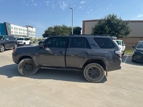 Used 2023 Toyota 4Runner TRD Off-Road Premium w/ Off Road Premium Plus Package AWD/4WD image 5